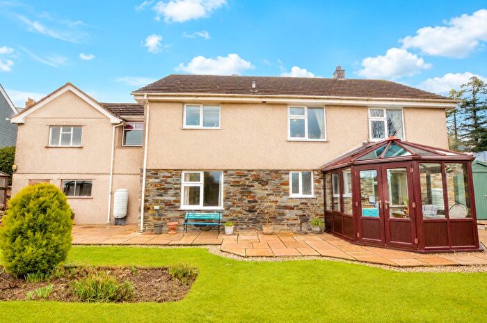 3 Bedroom Detached House For Sale In Restormel Road, Lostwithiel, PL22
