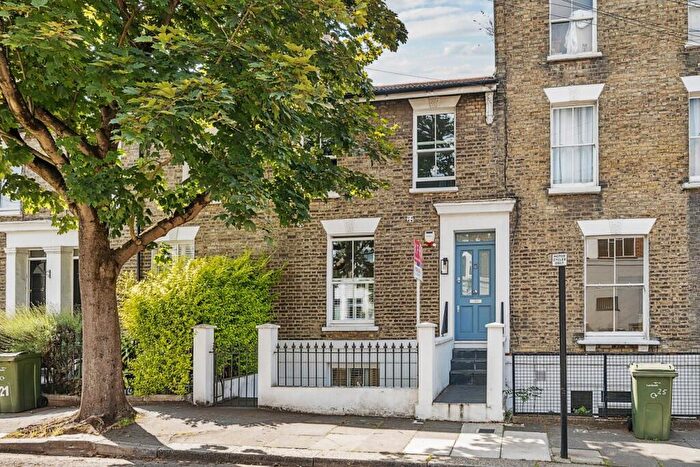 4 Bedroom Terraced House For Sale In Southwell Road, Camberwell, London, SE5