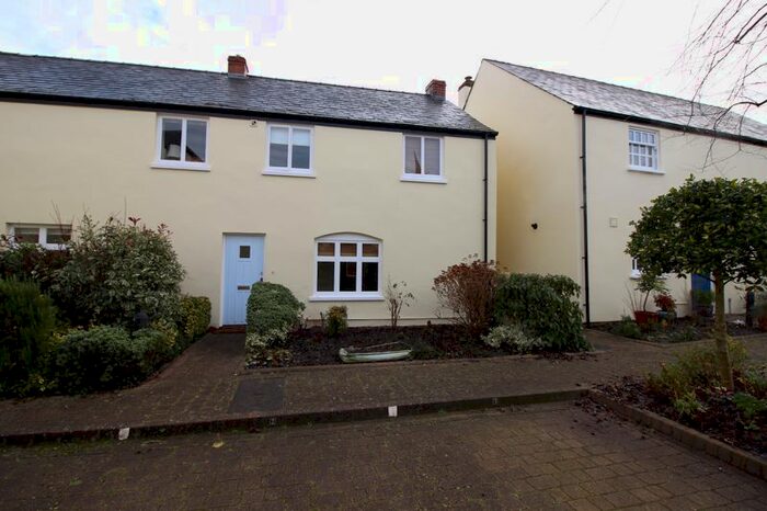 2 Bedroom Property To Rent In St. James Mews, Monmouth, NP25