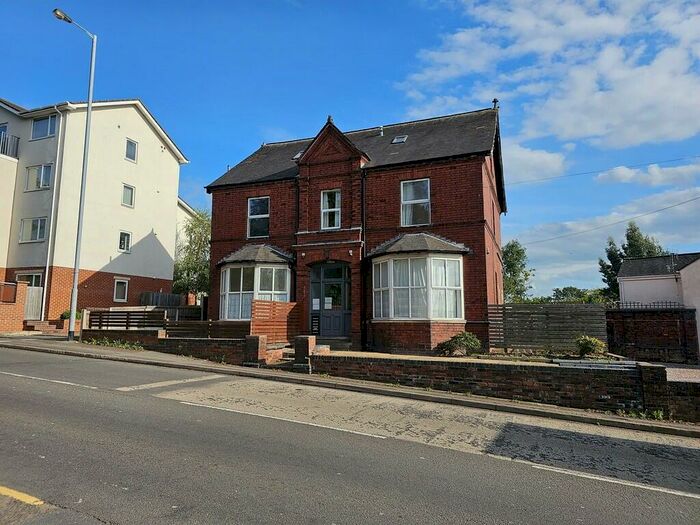 1 Bedroom Flat To Rent In Flat, King Street, Newcastle, ST5