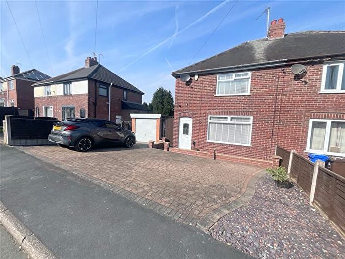 3 Bedroom Semi-Detached House For Sale In Woodlands Avenue, Beighton, Sheffield, S20