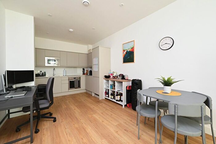 1 Bedroom Apartment To Rent In Farnborough Road, Farnborough, GU14