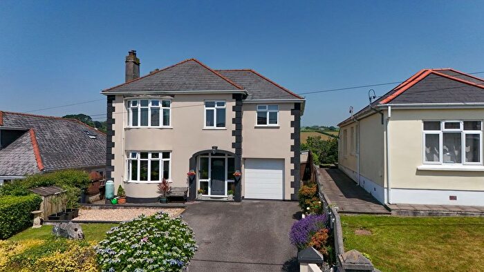 5 Bedroom Detached House For Sale In Southpark Road, Tywardreath, Par, PL24