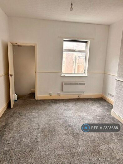 2 Bedroom Flat To Rent In Cocker Street, Blackpool, FY1