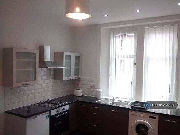 1 Bedroom Flat To Rent In Sharp Street, Gourock, PA19