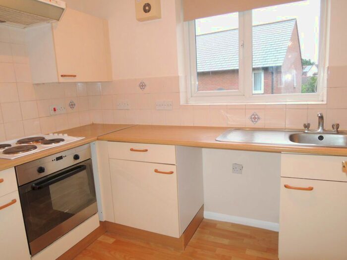 1 Bedroom Flat To Rent In Dale Close, Stanway, Colchester, CO3