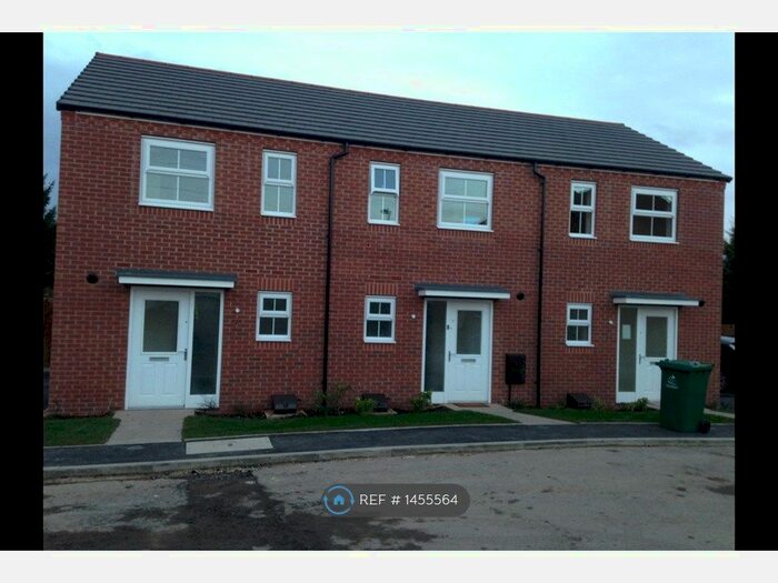 2 Bedroom Terraced House To Rent In Elm Walk, Coventry, CV4