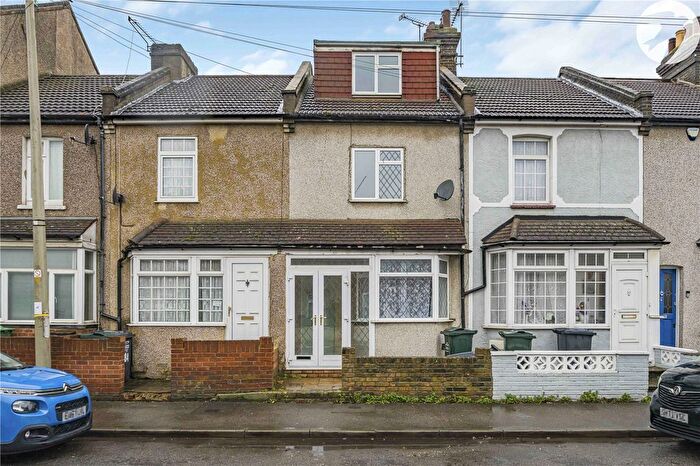 3 Bedroom Terraced House For Sale In Church Road, Swanscombe, Kent, DA10