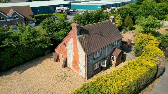 2 Bedroom Detached House For Sale In Arundel Road, Poling, Arundel, West Sussex, BN18