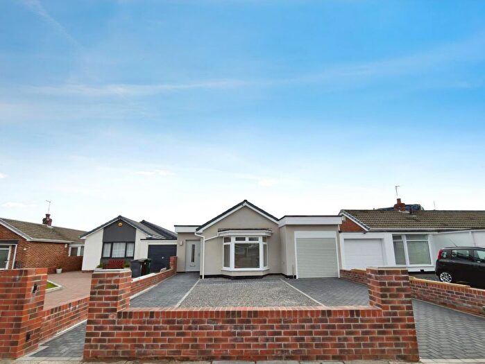 2 Bedroom Bungalow For Sale In Monkridge, Whitley Bay, NE26