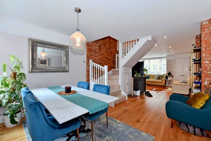 2 Bedroom Terraced House To Rent In Station Road, Marlow, Buckinghamshire, SL7