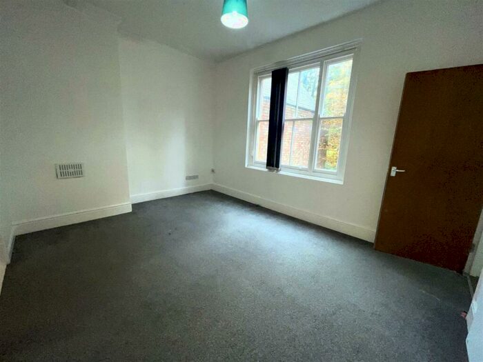 1 Bedroom Flat To Rent In St. James Road, Leicester, LE2