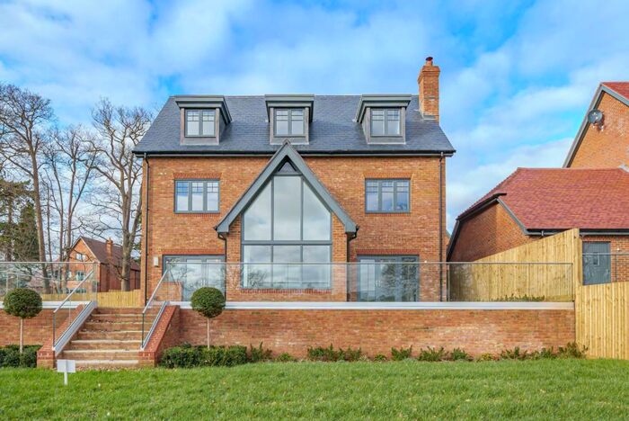 5 Bedroom Detached House To Rent In Holly Hill Drive, Ascot, SL5