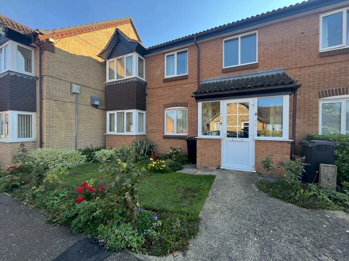 2 Bedroom Flat To Rent In Kimbolton Court, Peterborough, PE1