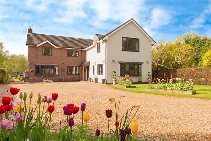 6 Bedroom Detached House For Sale In Northwich Road, Cranage, Knutsford, Cheshire, WA16