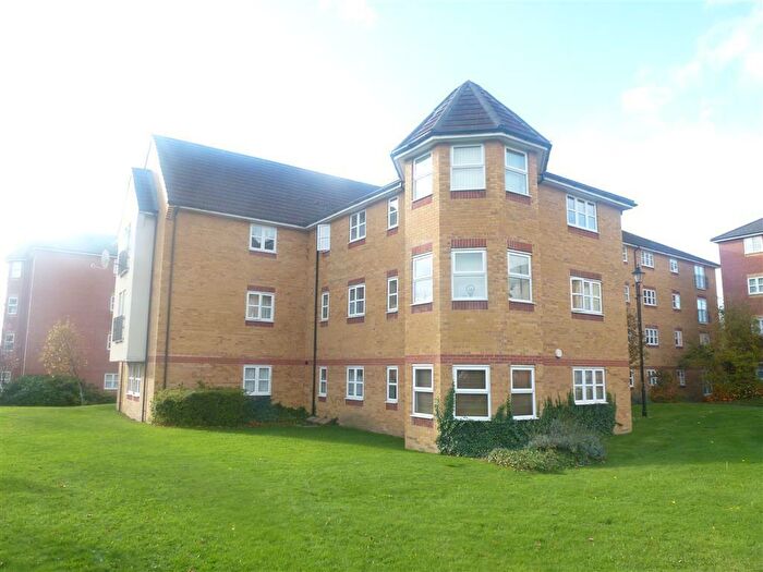 3 Bedroom Apartment To Rent In Lentworth Court, Liverpool, L17