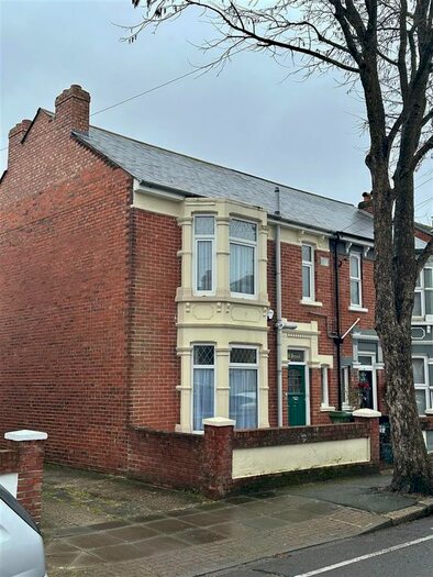 3 Bedroom End Of Terrace House To Rent In Merrivale Road, Portsmouth, PO2