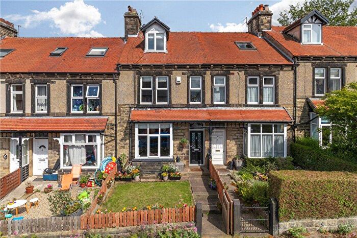 4 Bedroom Terraced House For Sale In Victory Road, Ilkley, West Yorkshire, LS29
