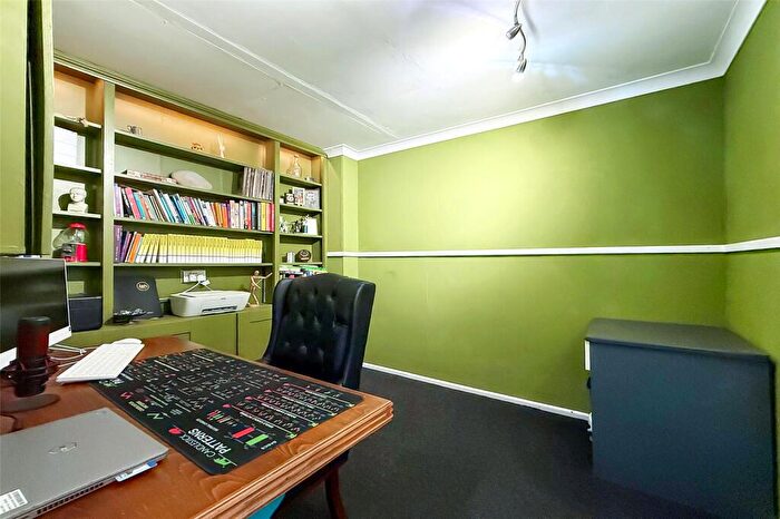 3 Bedroom Terraced House For Sale In Pier Road, Littlehampton, West Sussex, BN17
