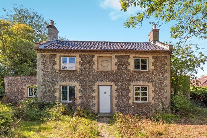 4 Bedroom Character Property For Sale In Low Road, Forncett St. Peter, Norwich, NR16