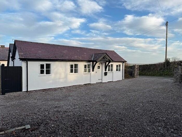 2 Bedroom Detached House To Rent In St. George Road, Abergele, LL22