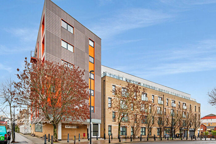 1 Bedroom Apartment For Sale In Park View Court, Devons Road, London, E3