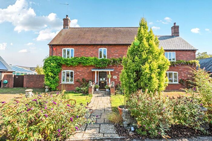 5 Bedroom Detached House For Sale In Park Lane, Britford, SP5