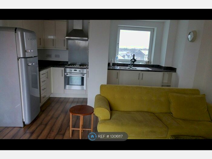 2 Bedroom Flat To Rent In Palatine Rd, Northenden M22