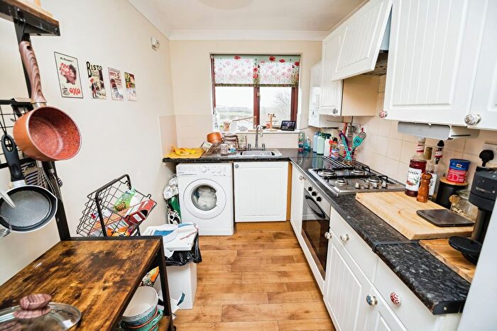 2 Bedroom Flat For Sale In Main Road, Broughton, Chester, Flintshire, CH4