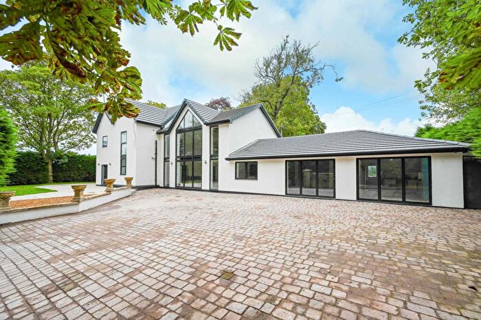 5 Bedroom Detached House For Sale In Springfield Road, Aughton, L39
