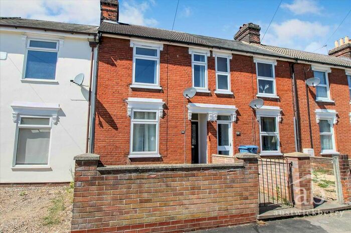 3 Bedroom Terraced House To Rent In Henslow Road, Ipswich, IP4