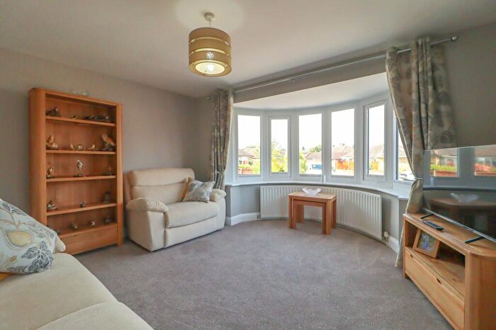 2 Bedroom Detached Bungalow For Sale In Croome Close, Loughborough, LE11