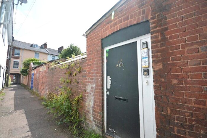 1 Bedroom Apartment For Sale In Cowick Street, Exeter, Devon, EX4