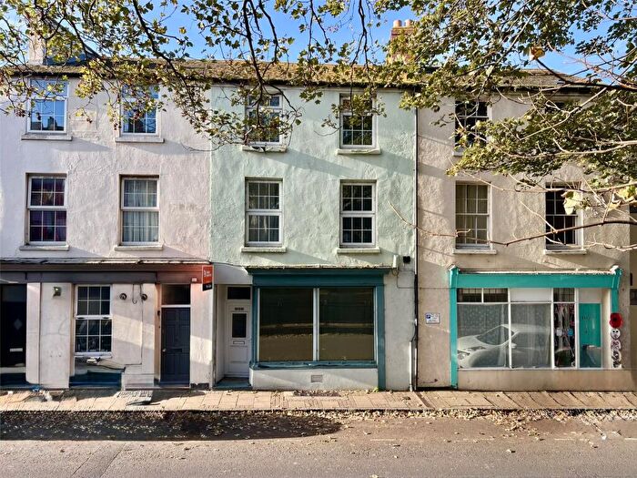 4 Bedroom Terraced House For Sale In Fortuneswell, Portland, Dorset, DT5