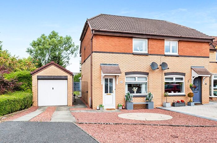 2 Bedroom Semi-Detached House For Sale In Woodville Court, Broxburn, EH52