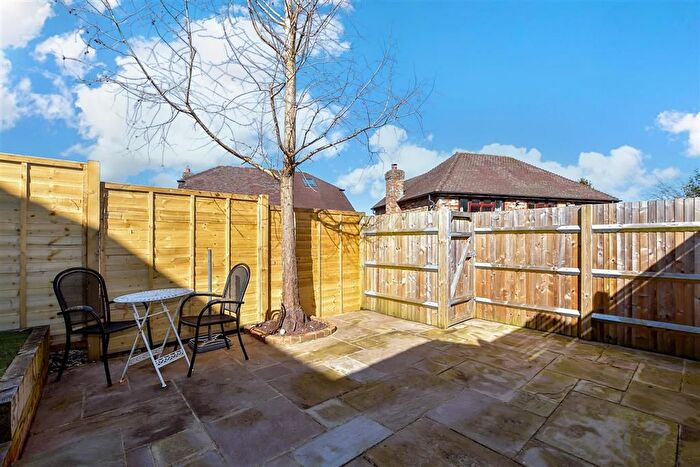 3 Bedroom Terraced House For Sale In Goldcrest Drive, Ridgewood, Uckfield, East Sussex, TN22