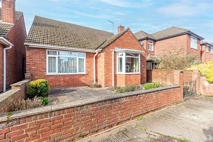 2 Bedroom Detached Bungalow For Sale In St. Dunstans Crescent, Worcester, WR5
