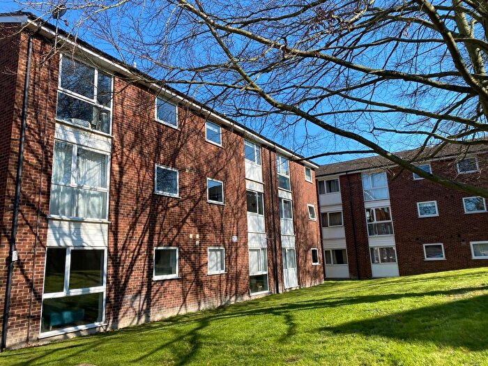 1 Bedroom Apartment To Rent In Yeats Close, Royston, SG8