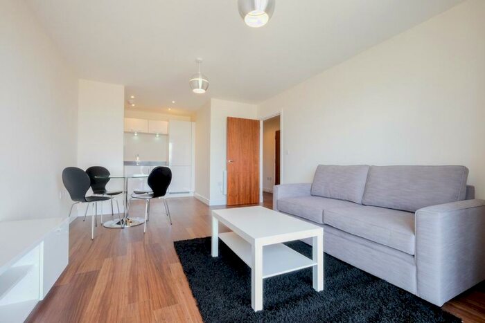 1 Bedroom Apartment To Rent In Pearl Lane, Gillingham, ME7