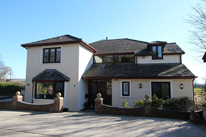 4 Bedroom Detached House For Sale In Gileston Road, Gileston, CF62