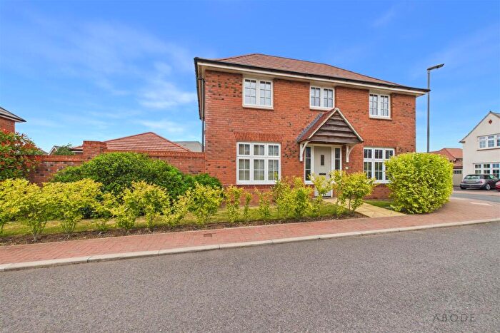 3 Bedroom Detached House For Sale In Handley Place, Castle Donington, DE74