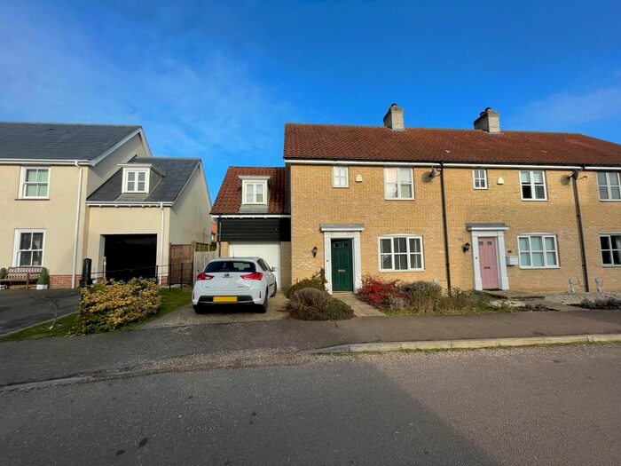 3 Bedroom End Of Terrace House To Rent In Vanguard Chase, Norwich NR5