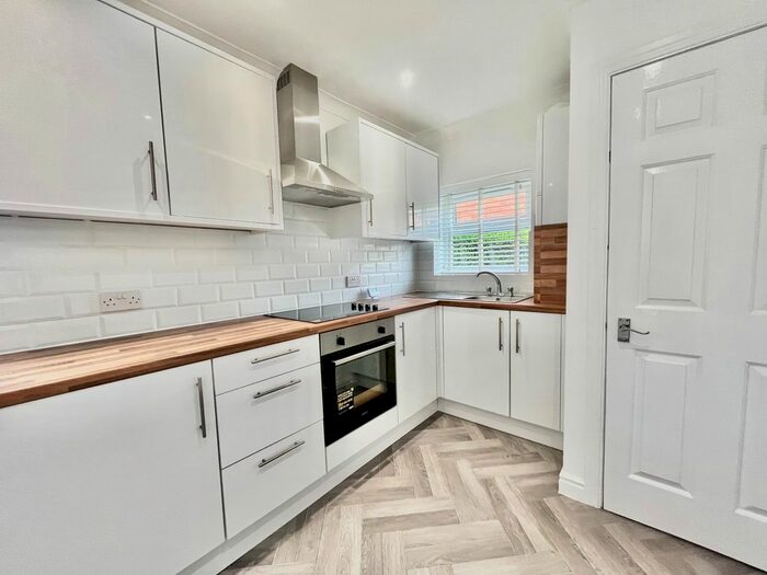 3 Bedroom Semi-Detached House To Rent In Leysholme View, Lower Wortley, Leeds, LS12