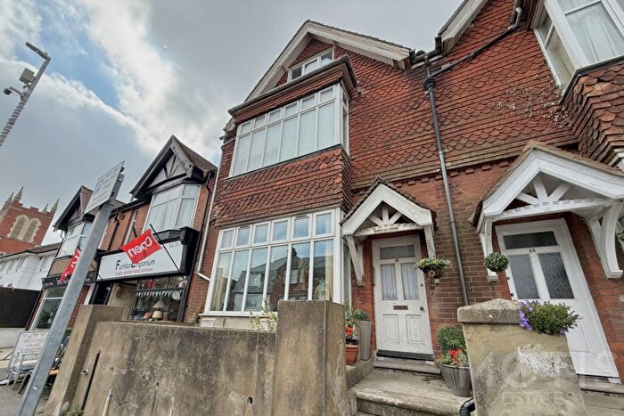 2 Bedroom Flat To Rent In Cheriton High Street, Folkestone, CT19