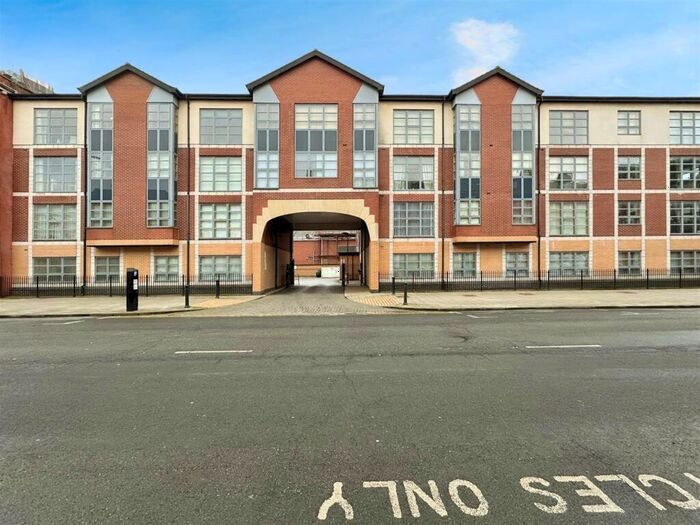 2 Bedroom Apartment For Sale In Wright Street, Kingston Upon Hull, HU2