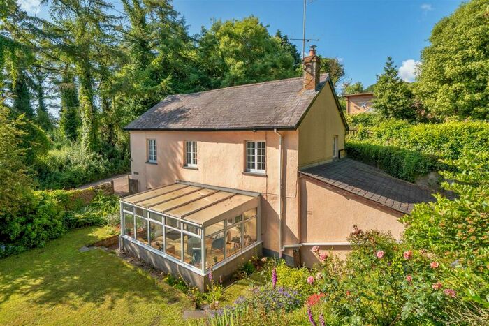 5 Bedroom Detached House For Sale In East Budleigh, Budleigh Salterton, EX9