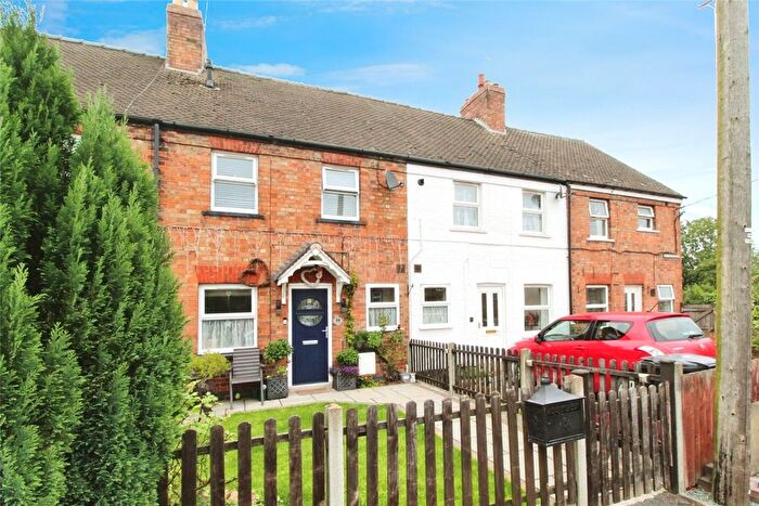3 Bedroom Terraced House For Sale In Battram Road, Ellistown, Coalville, Leicestershire, LE67