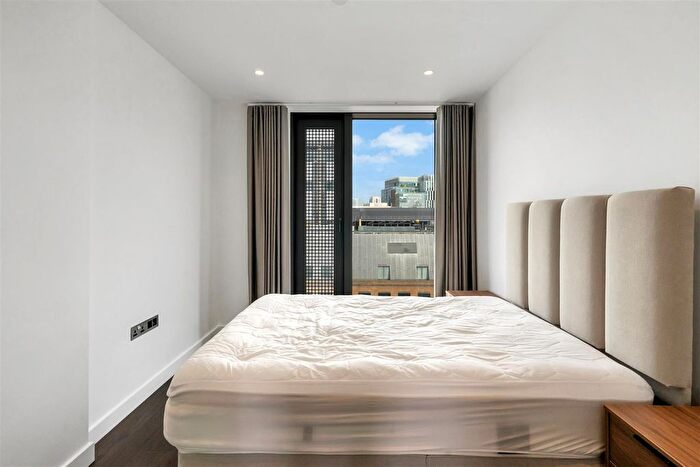 2 Bedroom Flat To Rent In Royal Mint Street, London, E1