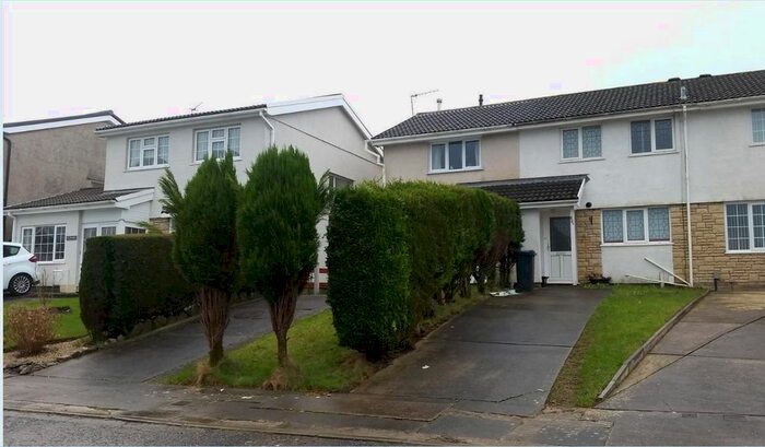 2 Bedroom Property To Rent In Ridgewood Gardens, Cimla, Neath, SA11