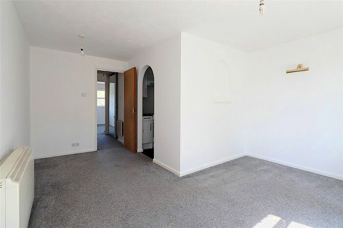 1 Bedroom Flat For Sale In Kenwyn Road, Dartford, Kent, DA1
